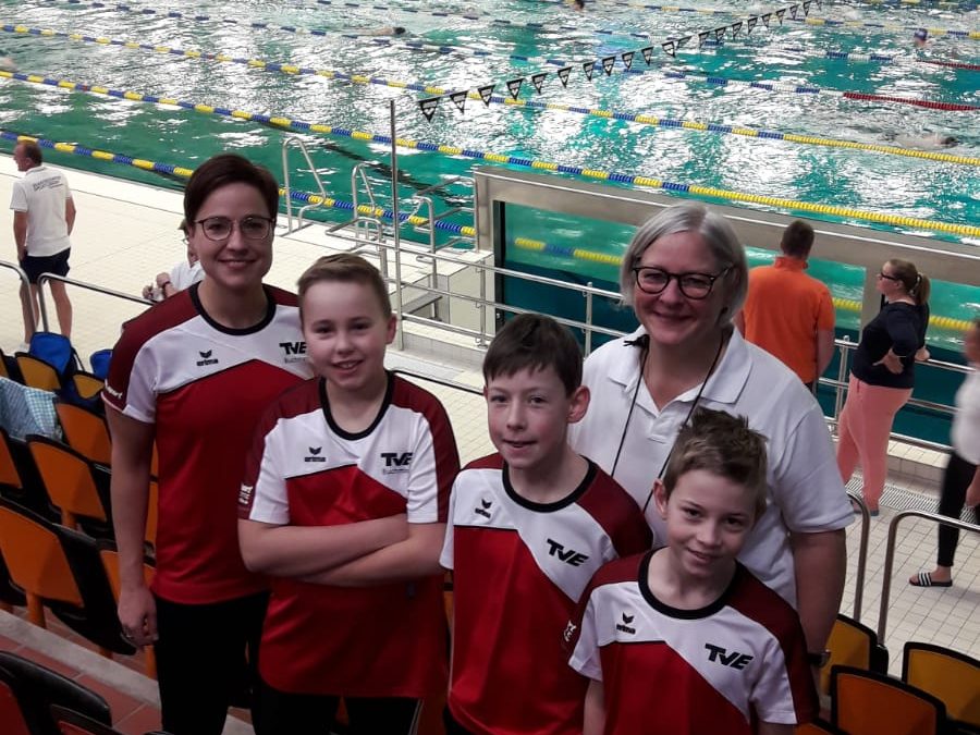 TVE Schwimmer starteten in den Schwimmhallen der Sportschule der Bundeswehr in Warendorf
